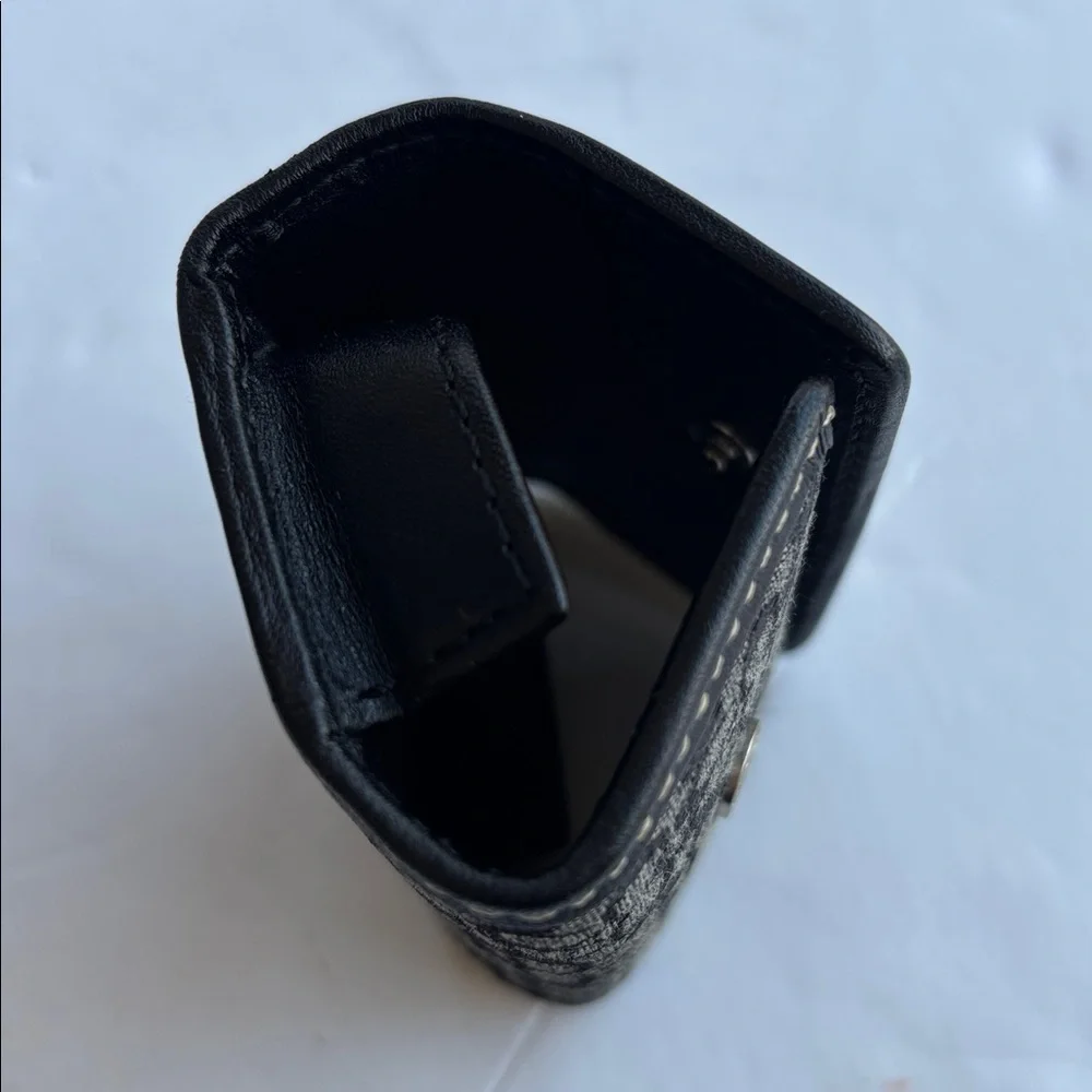 Vintage Coach Signature Black Gray Contact Case Y2K Mini Compact Makeup Stash - Picture 15 of 17